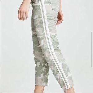 MOTHER THE SHAKER CHOP CROP FRAY Linen Blend Desert Print Camo Jeans Pan…